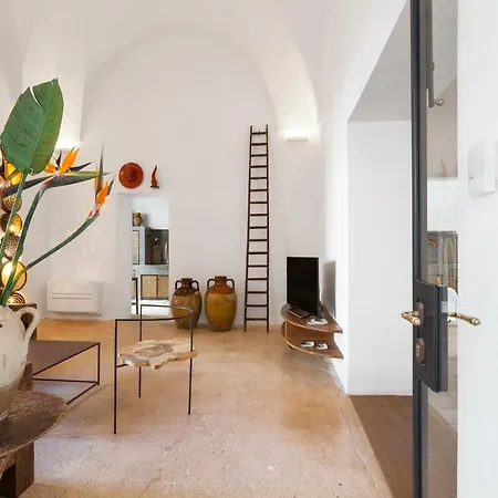 Casa A Mezz' Aria Suggestiva Dimora D'epoca Parabita